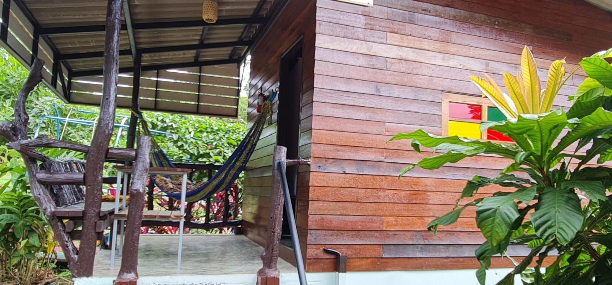 Wooden Hut Koh Kood Hotel Ko Kut Exterior photo